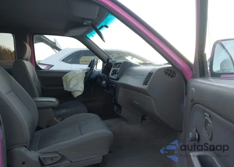 2001 Nissan Frontier Xe from USA, damaged, VIN 1N6DD26S31C371077